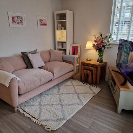 Luxury Modern Apt With Parking On Leigh Broadway Leilighet Eksteriør bilde